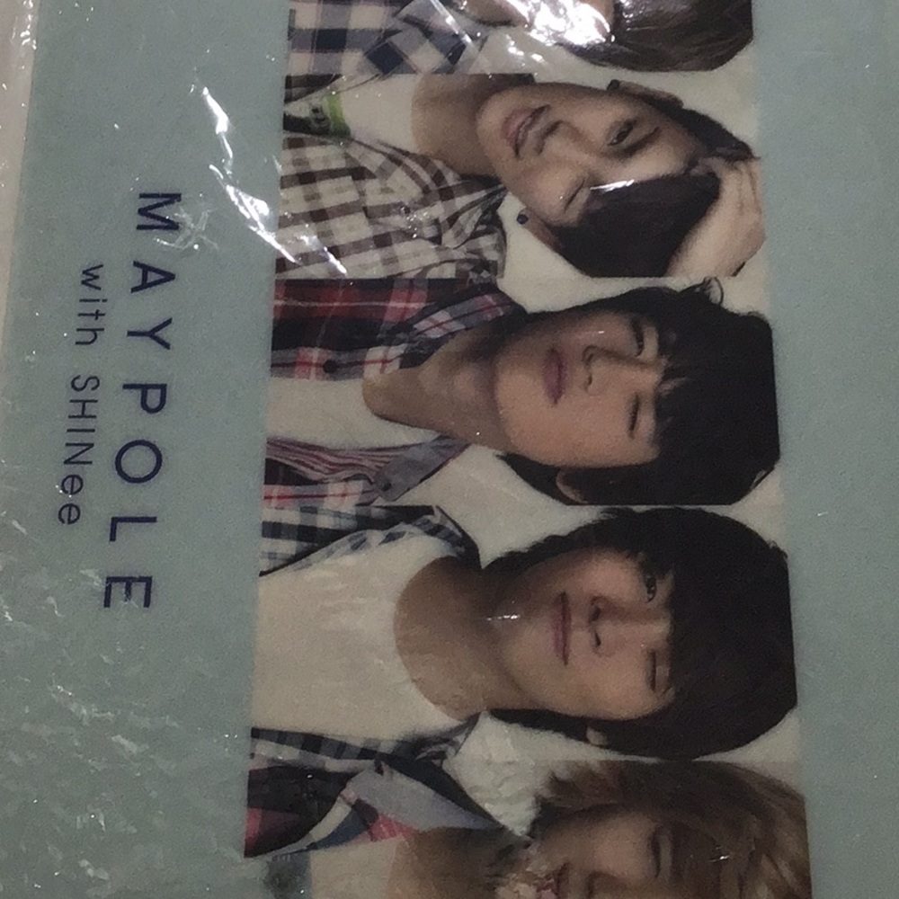 Maypole With Shinee Mouse Pad - Picture 2 of 3
